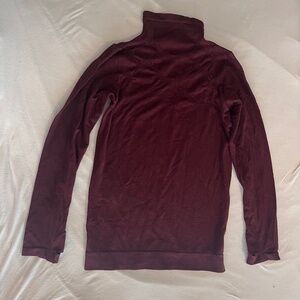 Athleta Remarkawool Chevron Turtleneck Size L in Chianti Heather